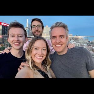 Meet your Posher, Dana